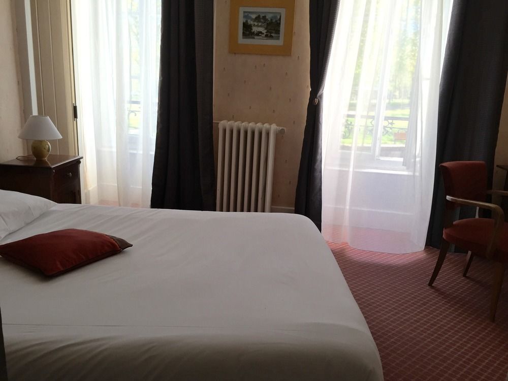 Hotel Villa Du Parc Nevers Exterior photo
