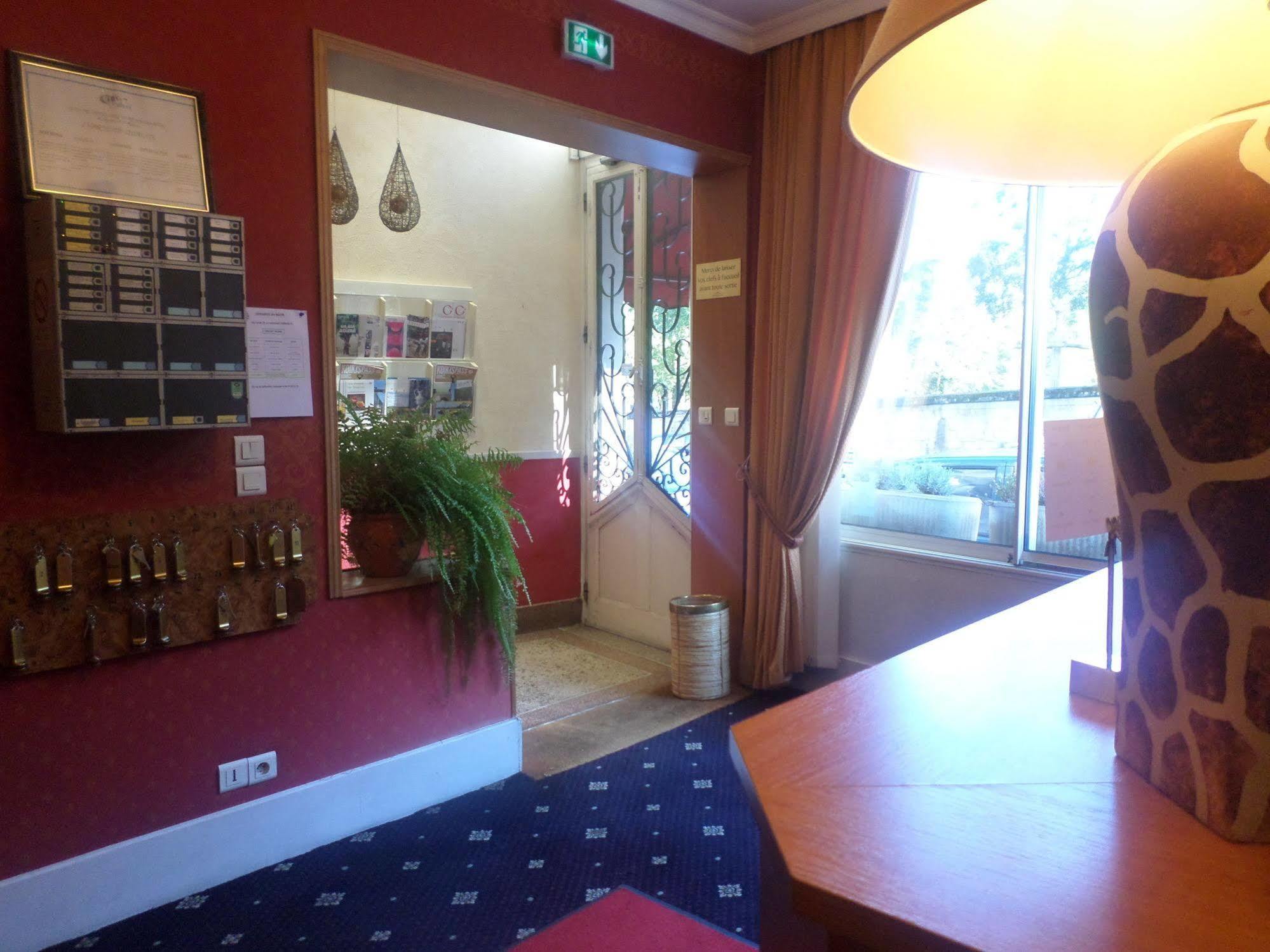 Hotel Villa Du Parc Nevers Exterior photo